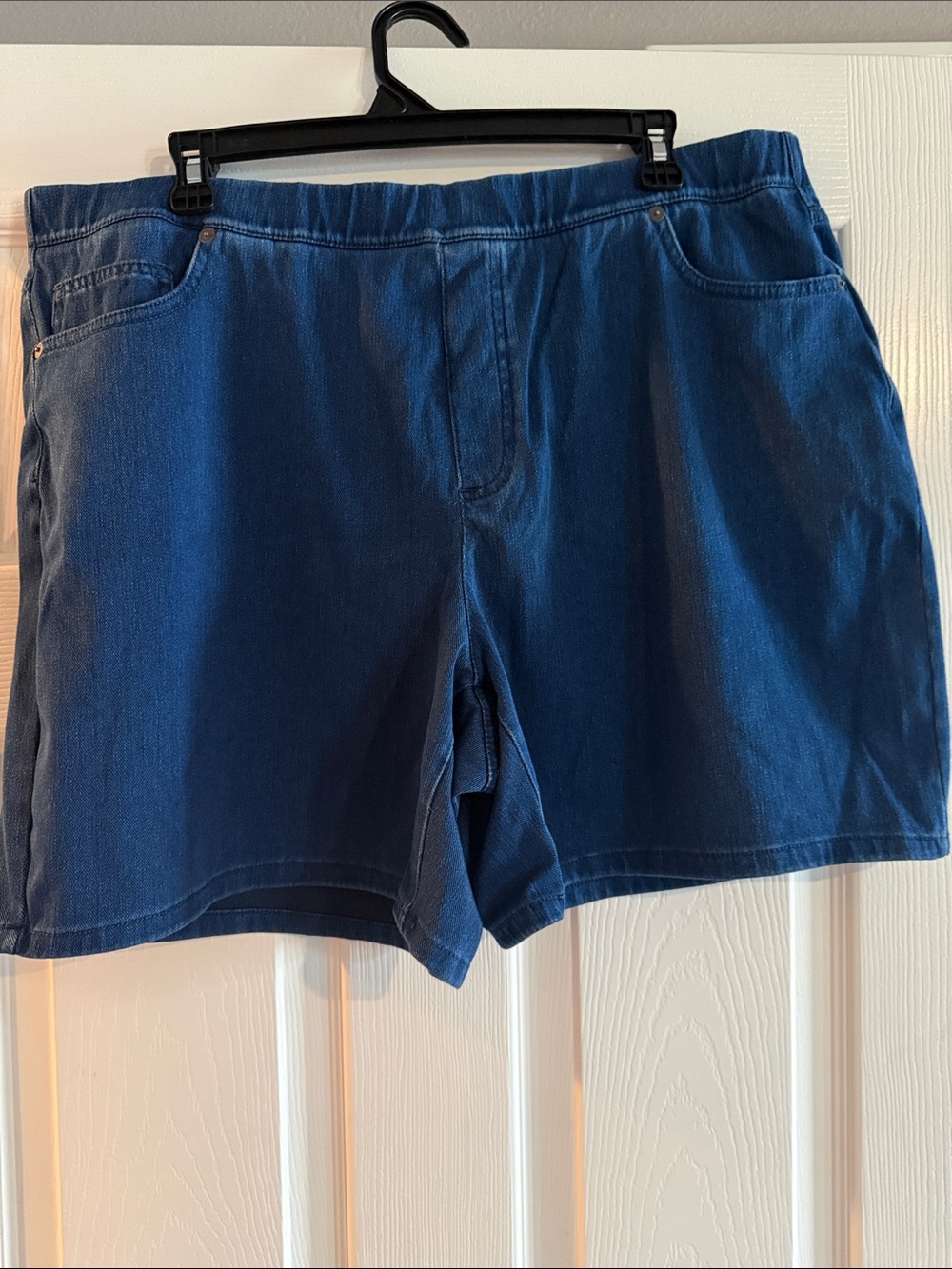 Lands' End Women's Denim Pull-On Shorts in Deep Blue